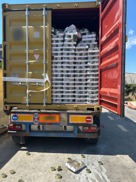 Κατασχέθηκε μεγάλη ποσότητα κονσερβοποιημένου τόνου, που κρίθηκε ακατάλληλος για κατανάλωση