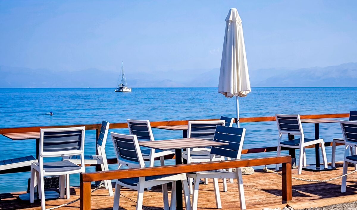 Καιρός: Με καλοκαιρινές προδιαγραφές το Σαββατοκύριακο – Μεταβολή από το βράδυ της Δευτέρας, πρόγνωση από την Όλγα Παπαβγούλη