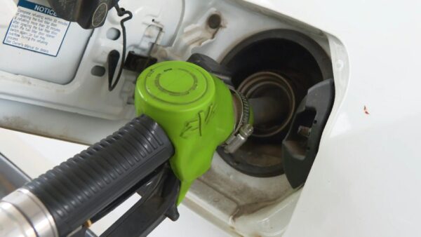 Kαύσιμα: Πάνω από τα 2,2 € το diesel – Τι αναμένεται για το πετρέλαιο θέρμανσης