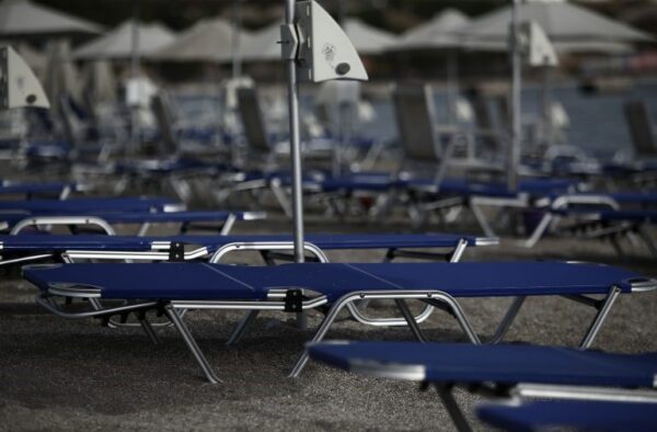 Ποινική δίωξη για την θανατηφόρα συμπλοκή στη Βουλιαγμένη – Στον ανακριτή την Τετάρτη ο 76χρονος και η 21χρονη