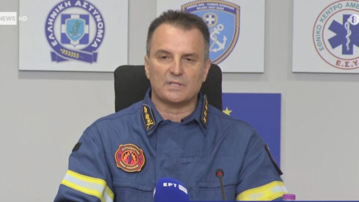 Β. Βαθρακογιάννης για την έκρηξη στην Πλάκα: Έξι νεκροί ανασύρθηκαν από τα συντρίμμια – Δεν υπήρξε καταγγελία για οσμή αερίου πριν από την έκρηξη
