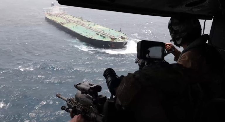 CENTCOM: Ανακατεύθυνση 125 εμπορικών πλοίων στο πλαίσιο του ναυτικού αποκλεισμού του Ιράν