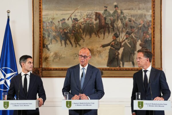 Γερμανία: Ο Μερτς προειδοποιεί για νέες υβριδικές απειλές της Ρωσίας, επαναβεβαιώνει τη στήριξή του στην Ουκρανία