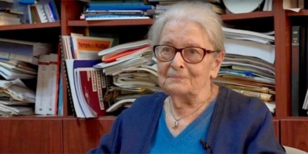 Πέθανε στην Κωνσταντινούπολη η φιλόσοφος Ιωάννα Κουτσουράδη