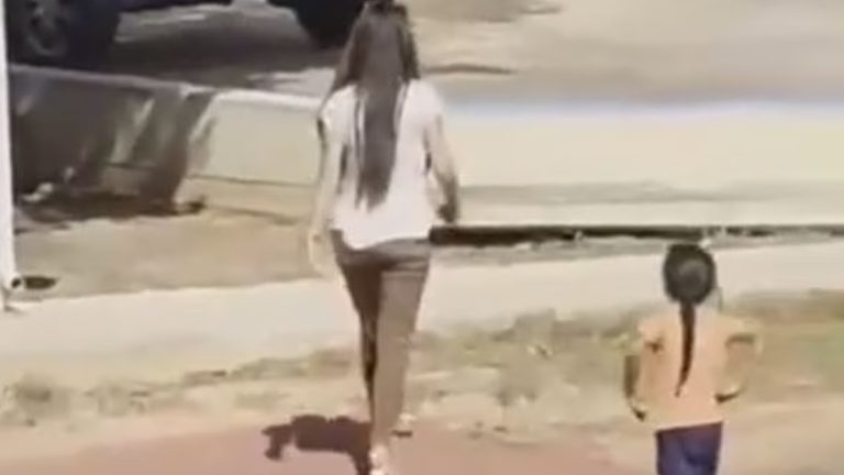 Εκπρόσωπος ΔΟΕ στο ΕΡΤnews: «Εκτός ορίων η συνάδελφος στα Άνω Λιόσια- Πρέπει να προστατευτεί η σχολική κοινότητα, η βία είναι ανεπίτρεπτη»