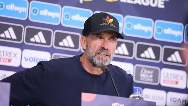 Κλοπ: «Έπαιξε έξυπνα και πειθαρχημένα η Ελλάδα, δεν ανήκει στις μικρές ποδοσφαιρικά χώρες»