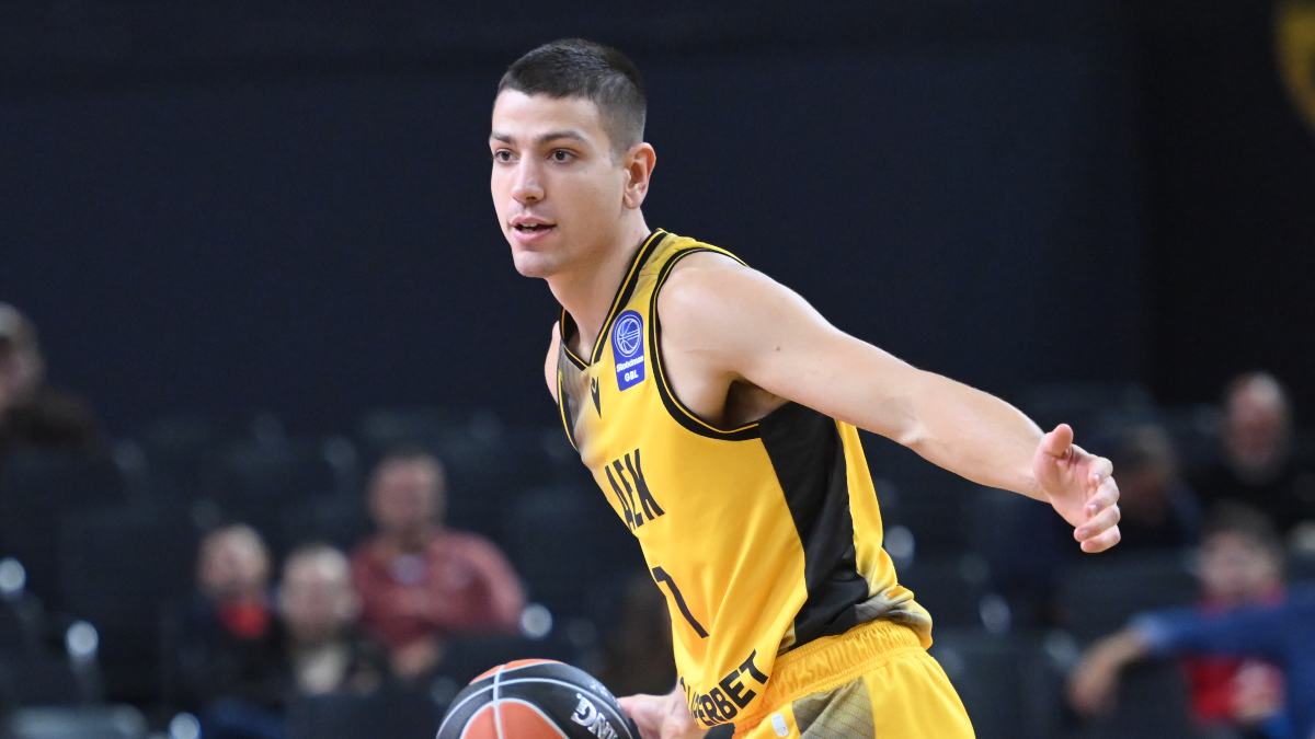Φλιώνης: «Να είμαστε ξανά στο Final Four, οι αντίπαλοι πάντα έχουν έξτρα κίνητρο εναντίον μας»