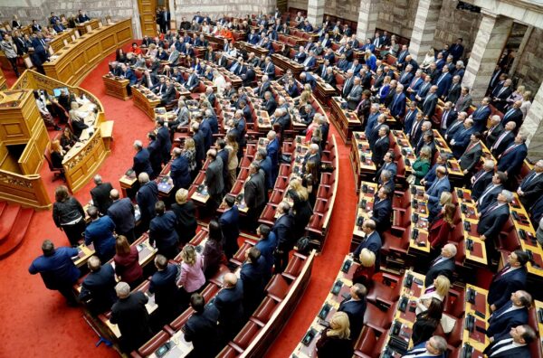 Κριτική και επιφυλάξεις από τα κόμματα της αντιπολίτευσης για την επίσκεψη Ρούμπιο