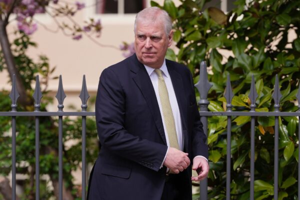 Βρετανία: Δικαστική νίκη για τον Άντριου – Παράνομα κρίθηκαν τα εντάλματα έρευνας στις κατοικίες του