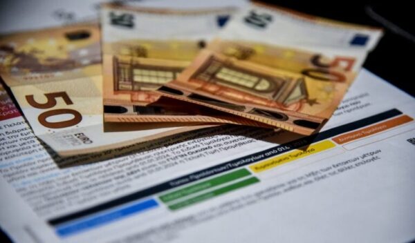 Έρχονται τα μέτρα στήριξης της κυβέρνησης για τη θέρμανση – Παρέμβαση και στα καύσιμα