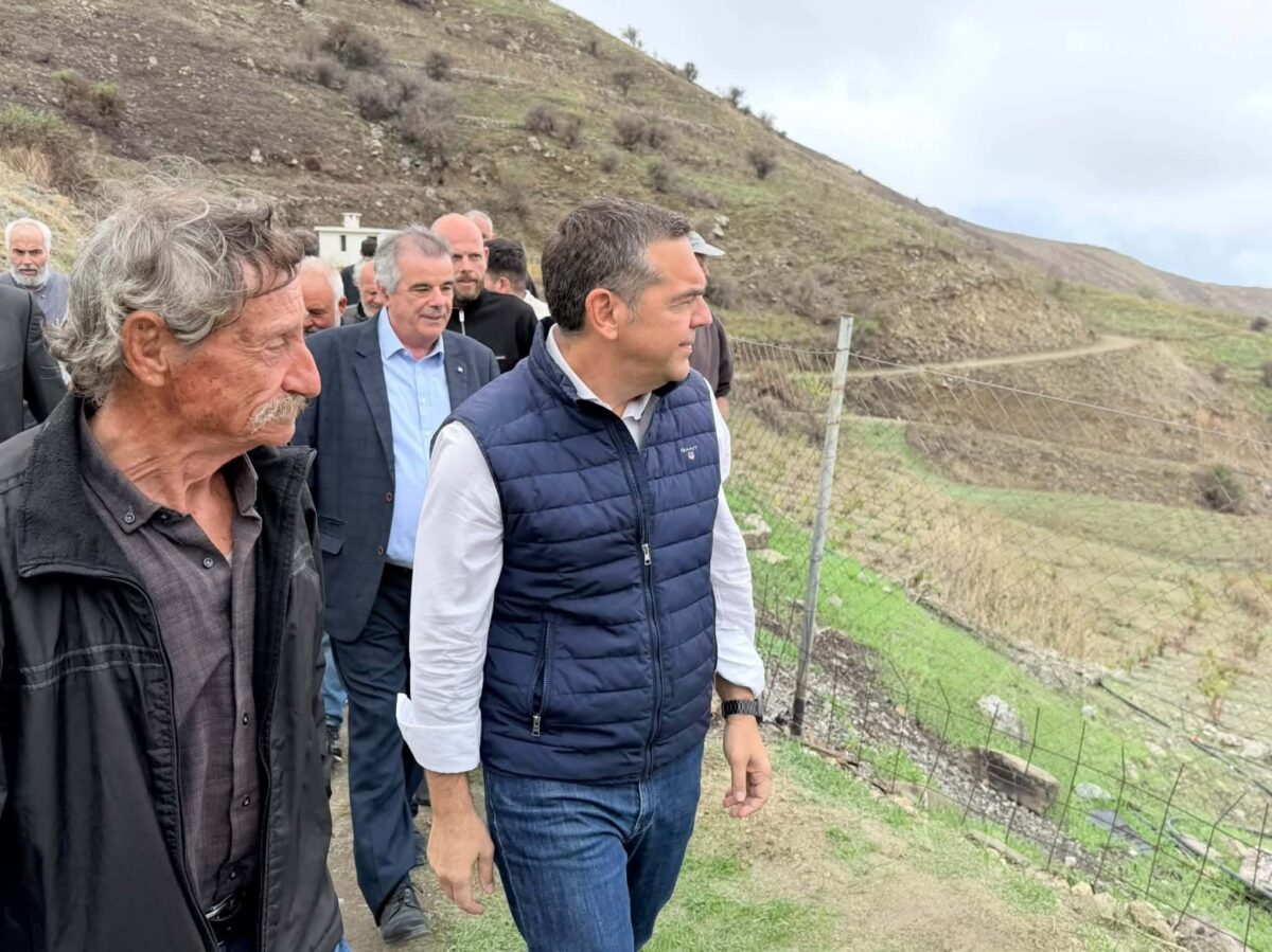 Περιοδεία Τσίπρα στο Ρέθυμνο: «Η πολιτεία πρέπει να σταθεί δίπλα στους παραγωγούς που επλήγησαν»