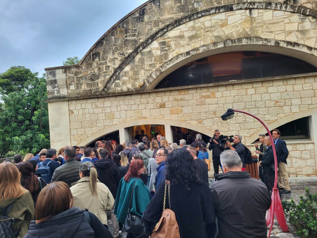 Χανιά: Ξεκινά η δίκη για το κύκλωμα παράνομων υιοθεσιών και εμπορίας ανθρώπων μέσω ιδιωτικής κλινικής