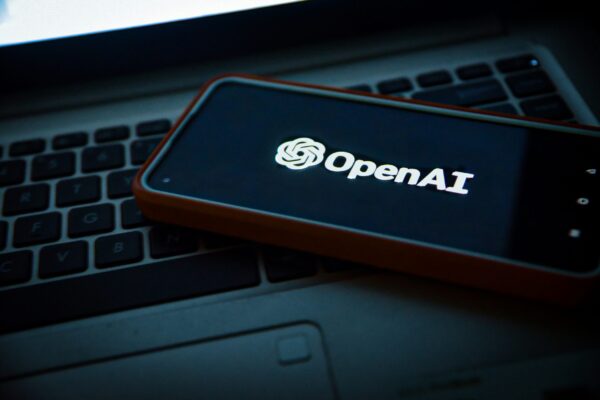 Αγωγή οκτώ Πολιτειών των ΗΠΑ κατά της OpenAI: «Το ChatGPT βλάπτει τα παιδιά»
