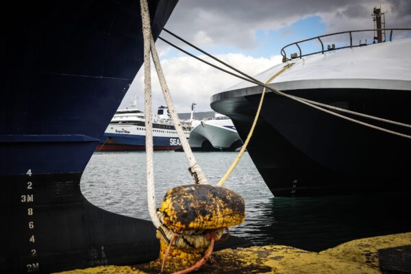 ΠΝΟ: Ζήτημα επάρκειας στελέχωσης και ασφάλειας στα επιβατηγά πλοία του Αργοσαρωνικού