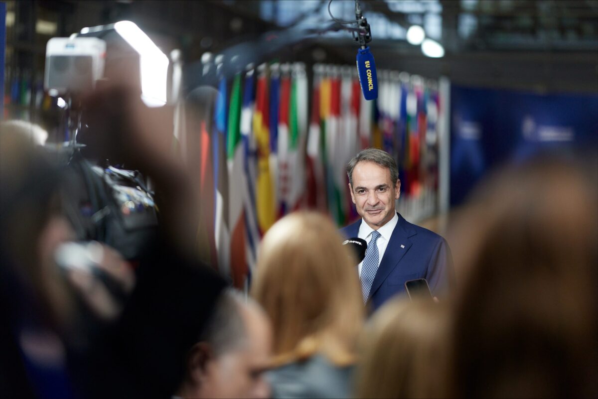 Μητσοτάκης από Βρυξέλλες: Kόκκινη γραμμή η συνοχή και η ΚΑΠ στον νέο προϋπολογισμό