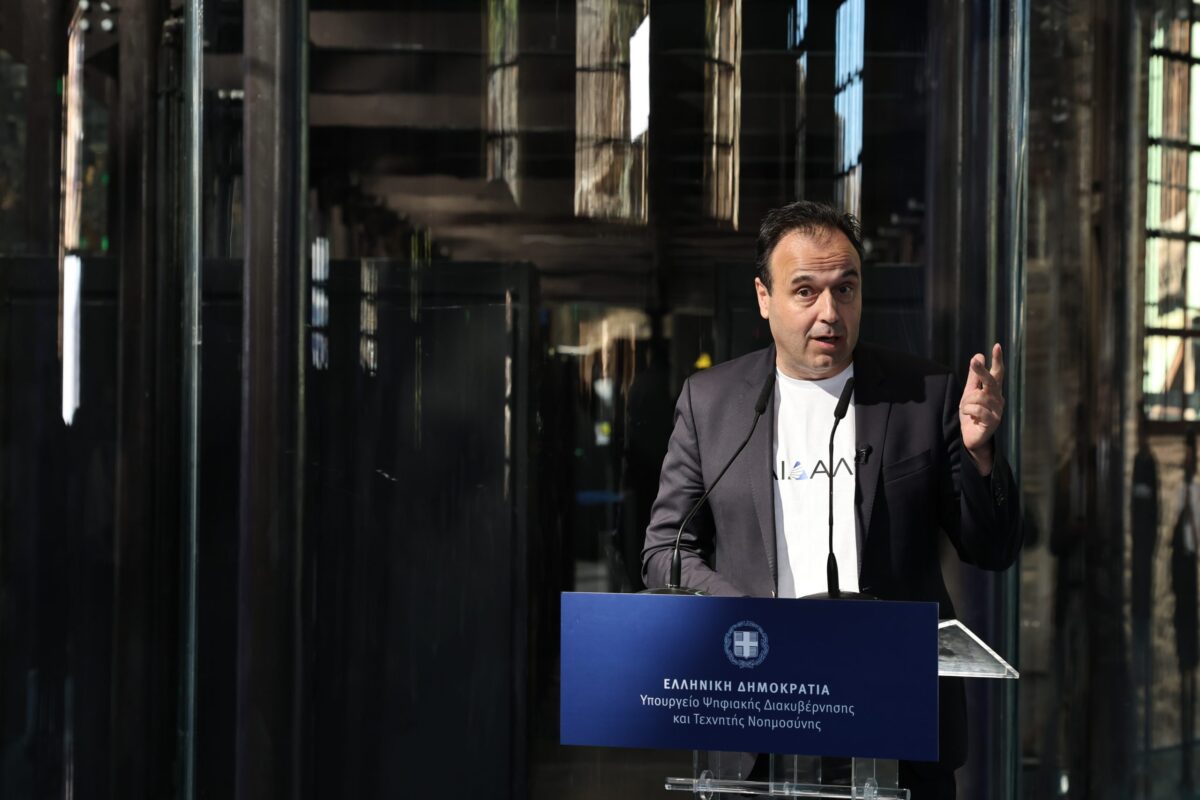 Δ. Παπαστεργίου: Η Ελλάδα αποκτά δική της υποδομή τεχνητής νοημοσύνης