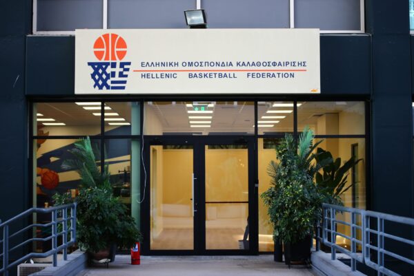 EOK: Έκτακτο ΔΣ μετά την παραίτηση Λιόλιου