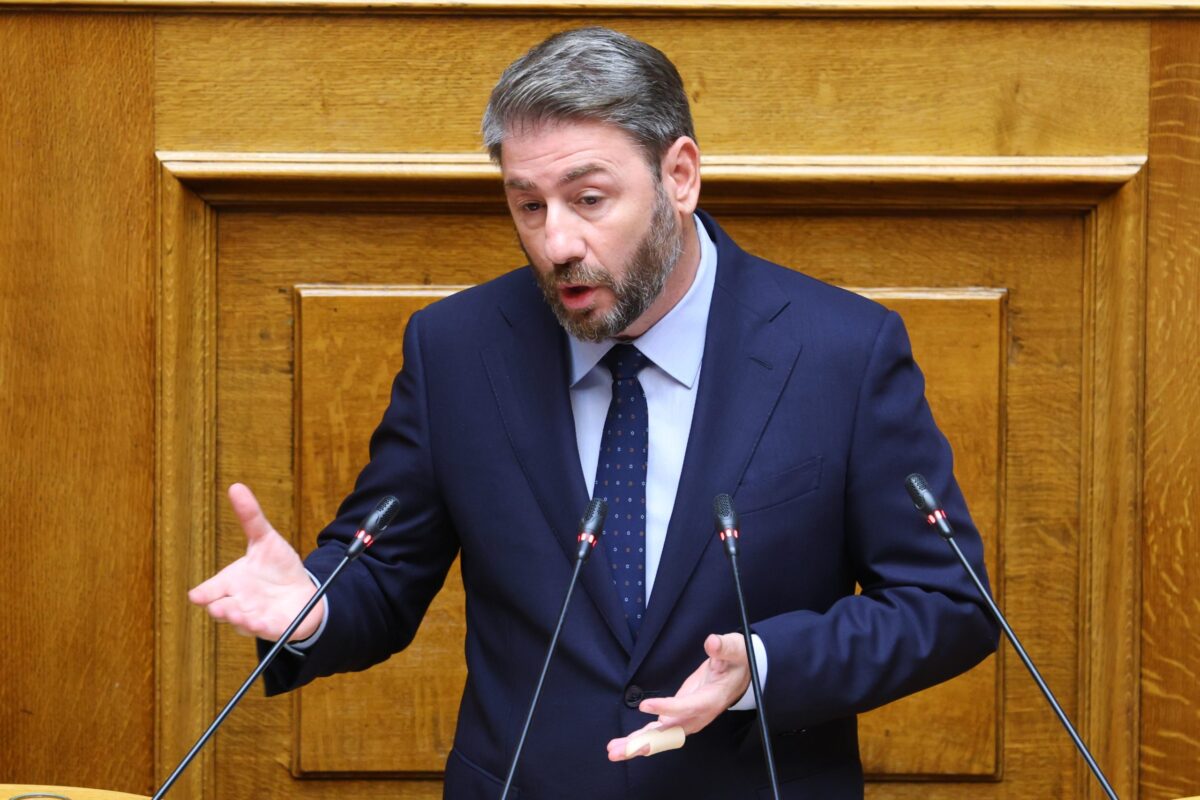 Ανδρουλάκης: Η Εθνική Συμφιλίωση αφορά όσους πολέμησαν υπέρ της πατρίδας και όχι τους προδότες και τους υμνητές του ναζισμού