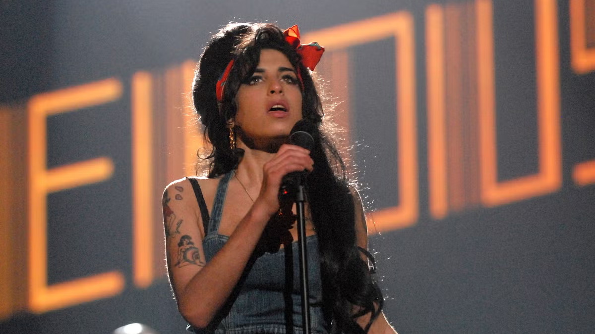 Amy Winehouse: Ετοιμάζεται μιούζικαλ για τη ζωή της